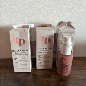 Daily Bawse Clean Tinted Sunscreen Serum
SPF 28 Expires 7/26